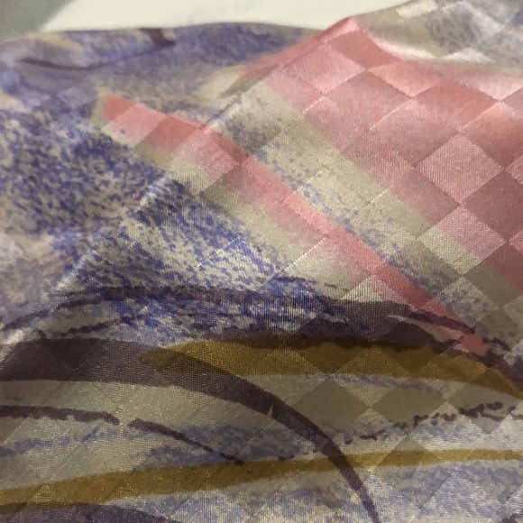 Vintage Vera Scarf-Silk-25x25 - Picture 6 of 17